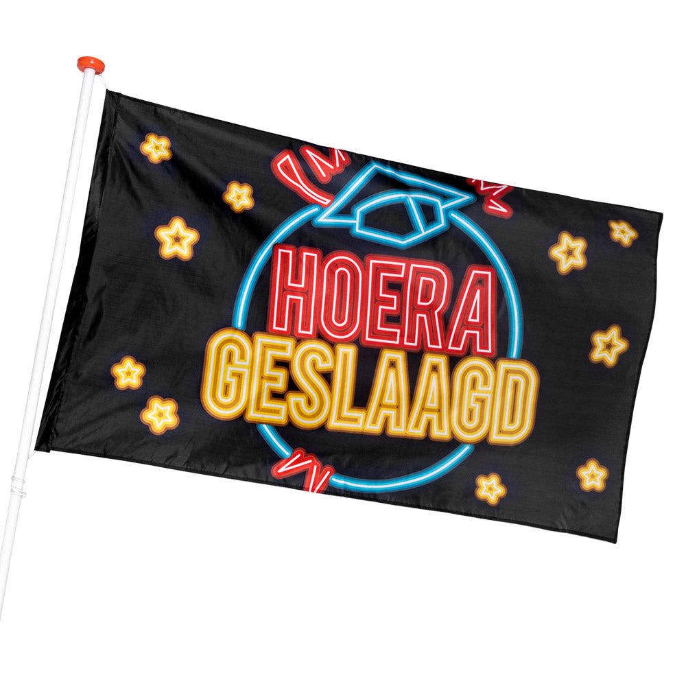 Afbeelding van Polyester vlag 'Hoera Geslaagd' (90 x 150 cm)