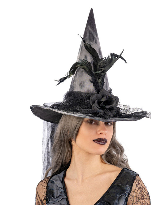 Afbeelding van Heksenhoed zwart met bloem en veer